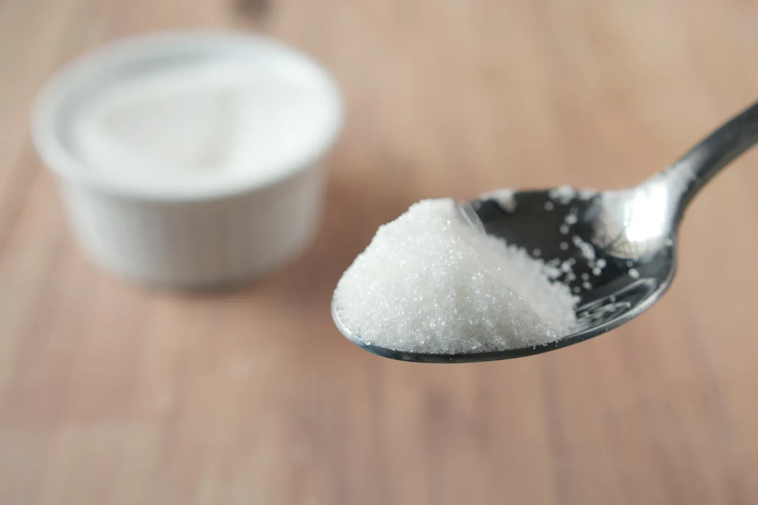 Kreatin Monohydrat Nebenwirkungen: Was im Körper wirklich passiert