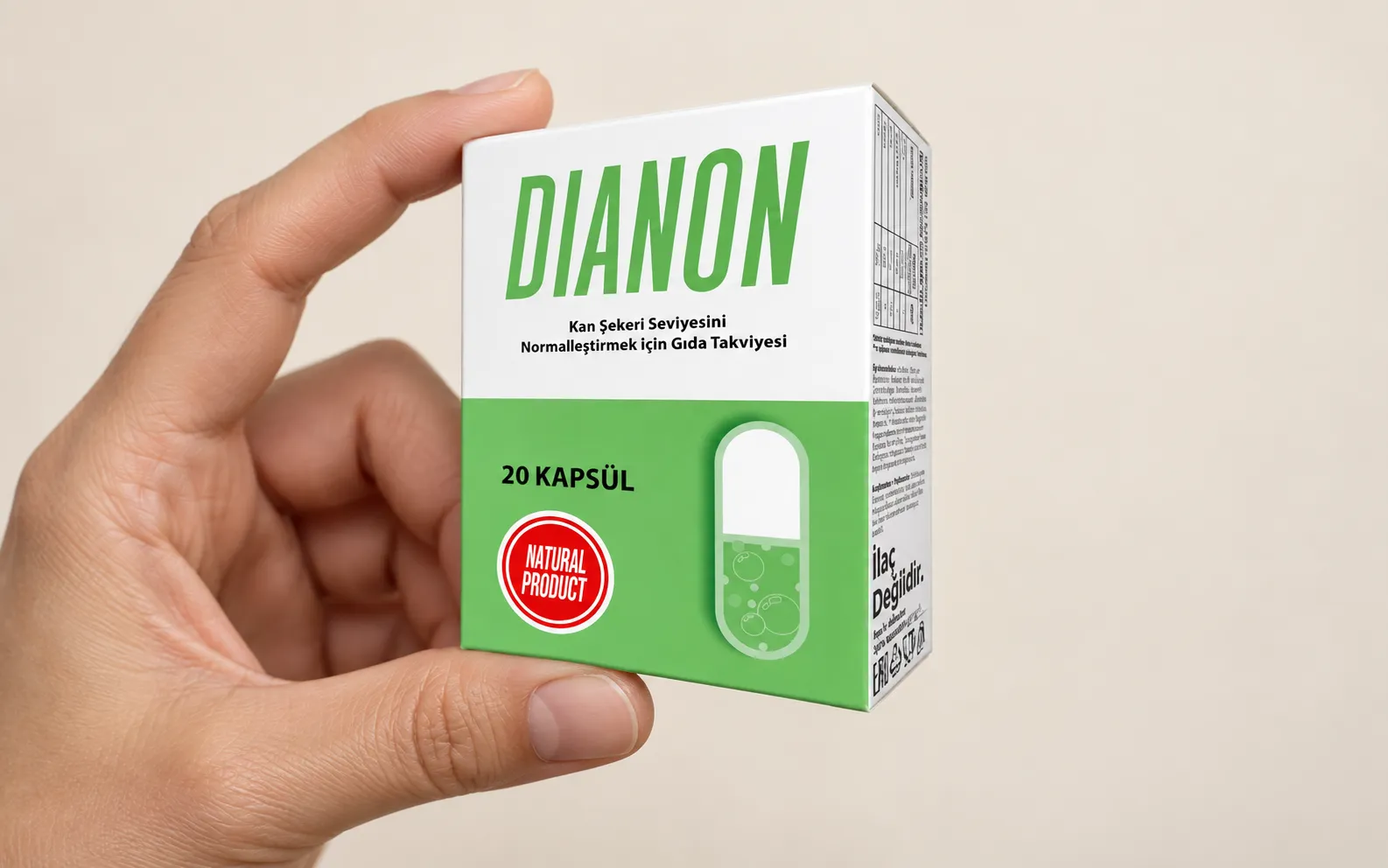 Dianon — Verpackung in der Hand