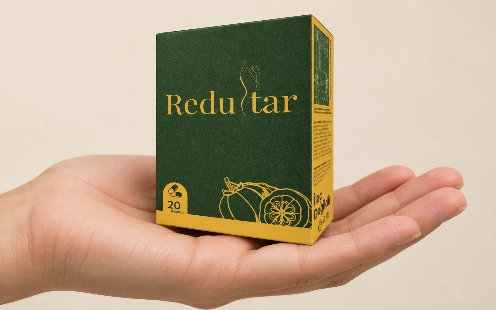 Redustar — Verpackung in der Hand